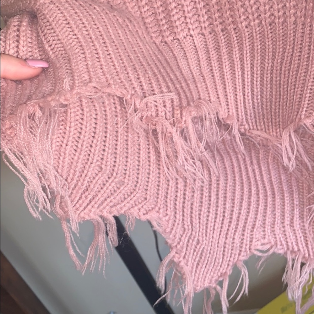 sweater - Picture 3 of 3